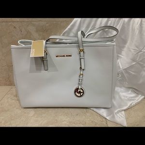 NWT Michael Kora Large EW Jet Set Travel Tote